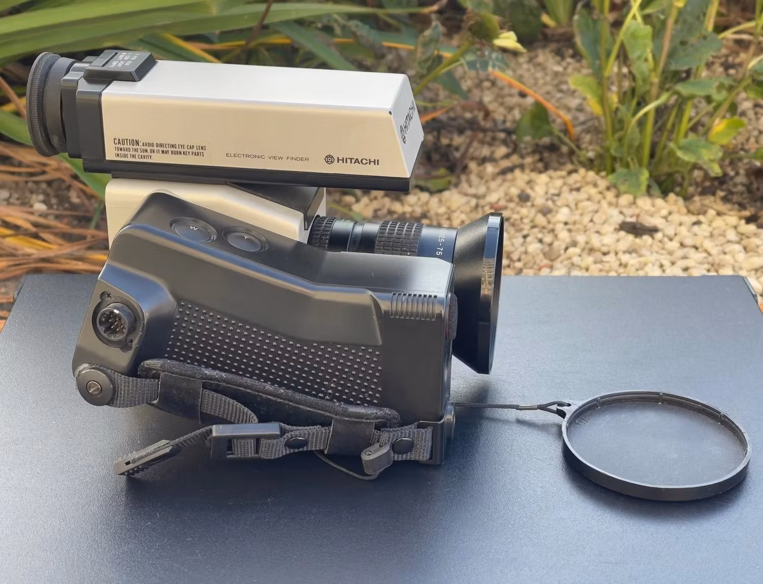 Vintage, Hitachi MOS VK-C1500E, Color Videokamera Retro Vintage