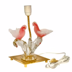 Lampe de table en verre de Murano en forme de 2 colombes, montée sur une lampe de table en laiton