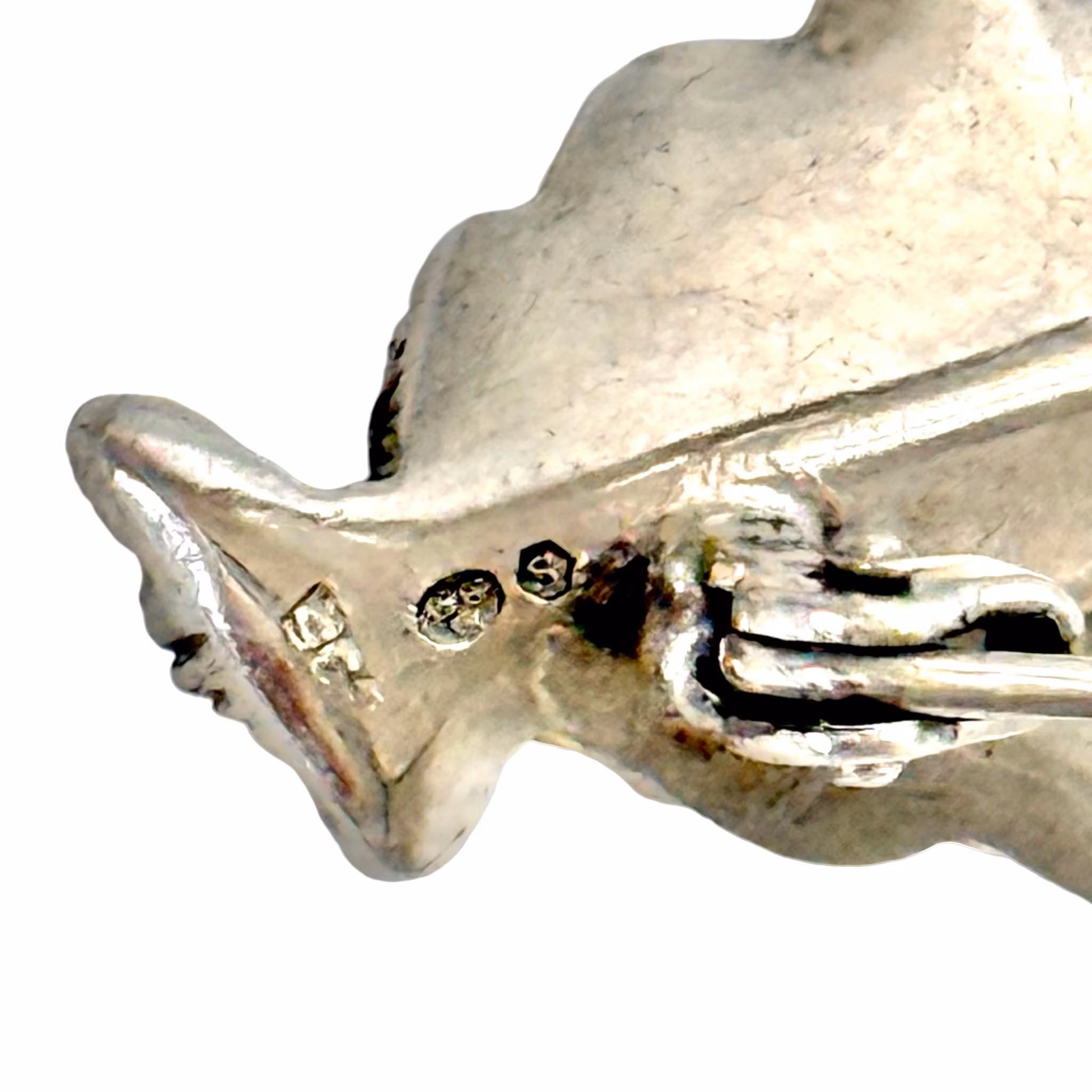 Broche vintage en argent avec marcassites taillées