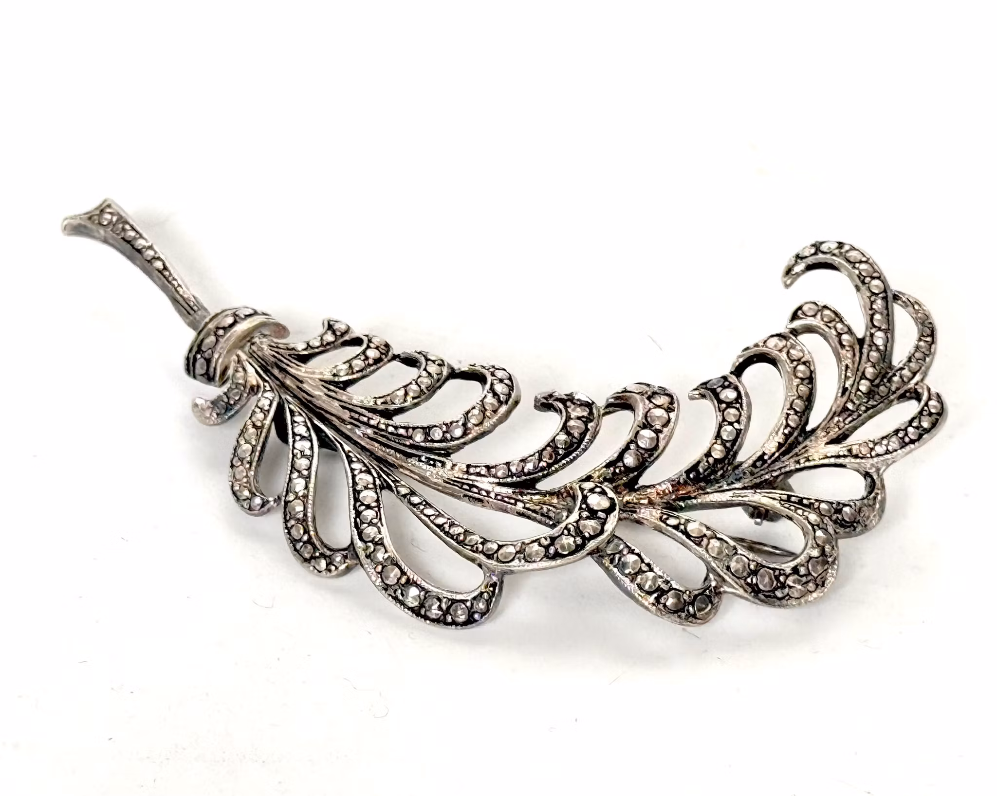 Broszka vintage srebrna z szlifowanymi markazytami