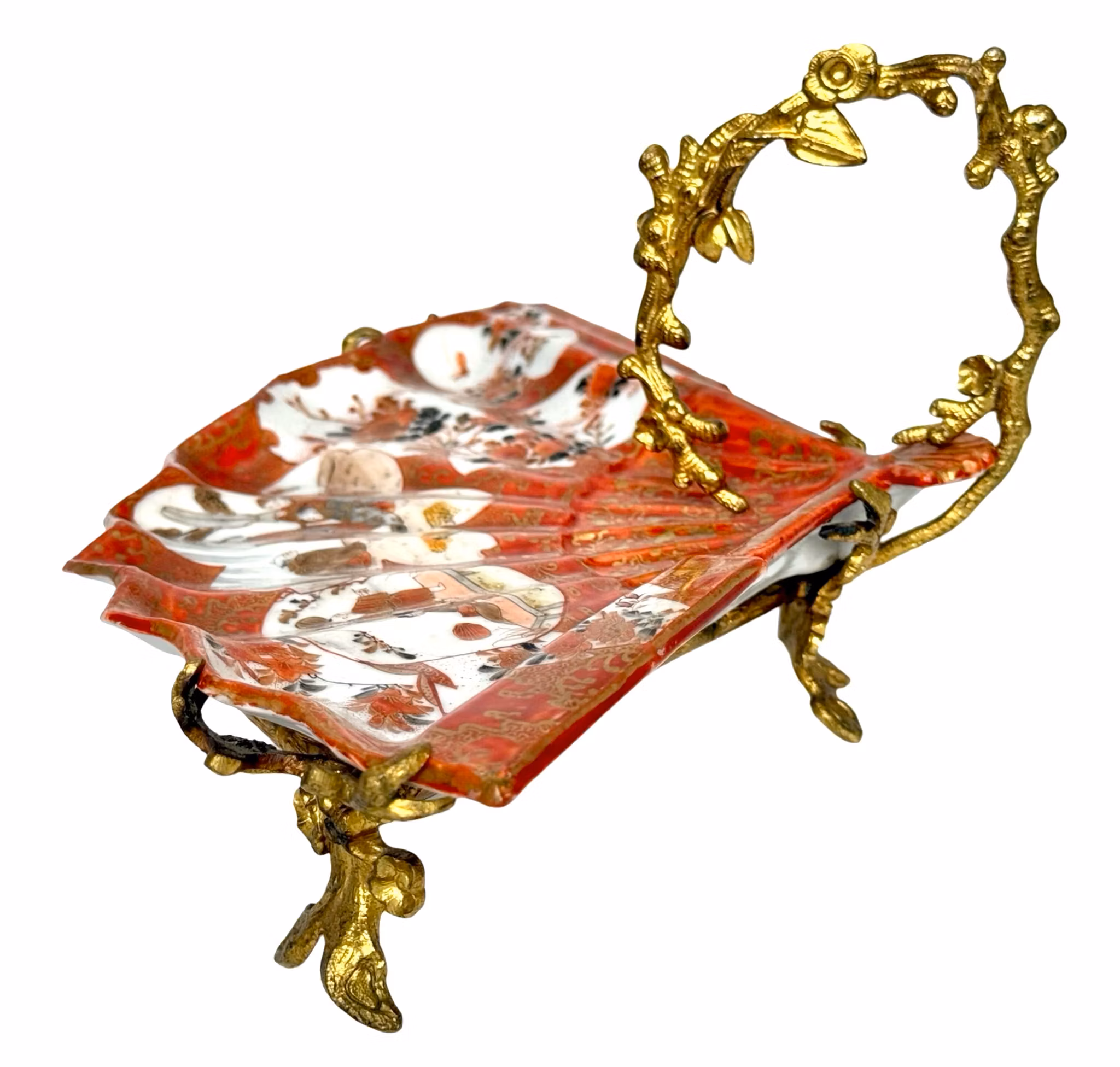 Japanische Porzellanschale mit vergoldeten Messingmontierungen, 19. Jahrhundert