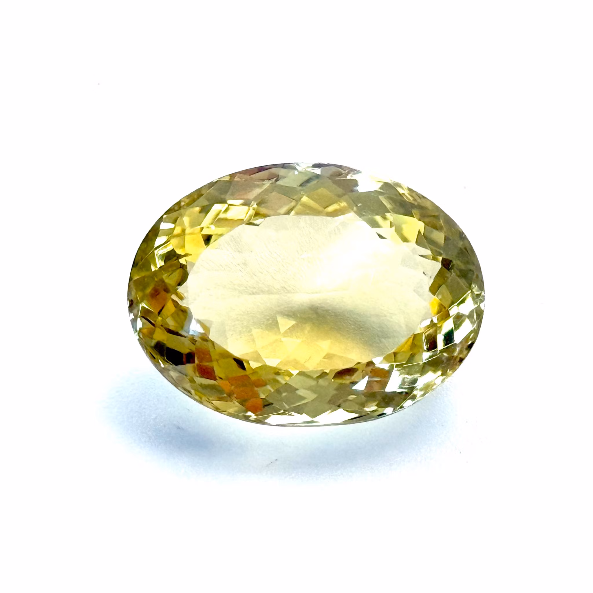 17.69 Karat naturlig obehandlad Citrin med certifikat