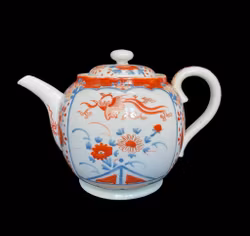 Antikk japansk Imari tekanne i porselen