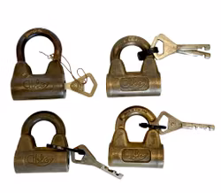 4 candados Abloy con llaves, Finlandia