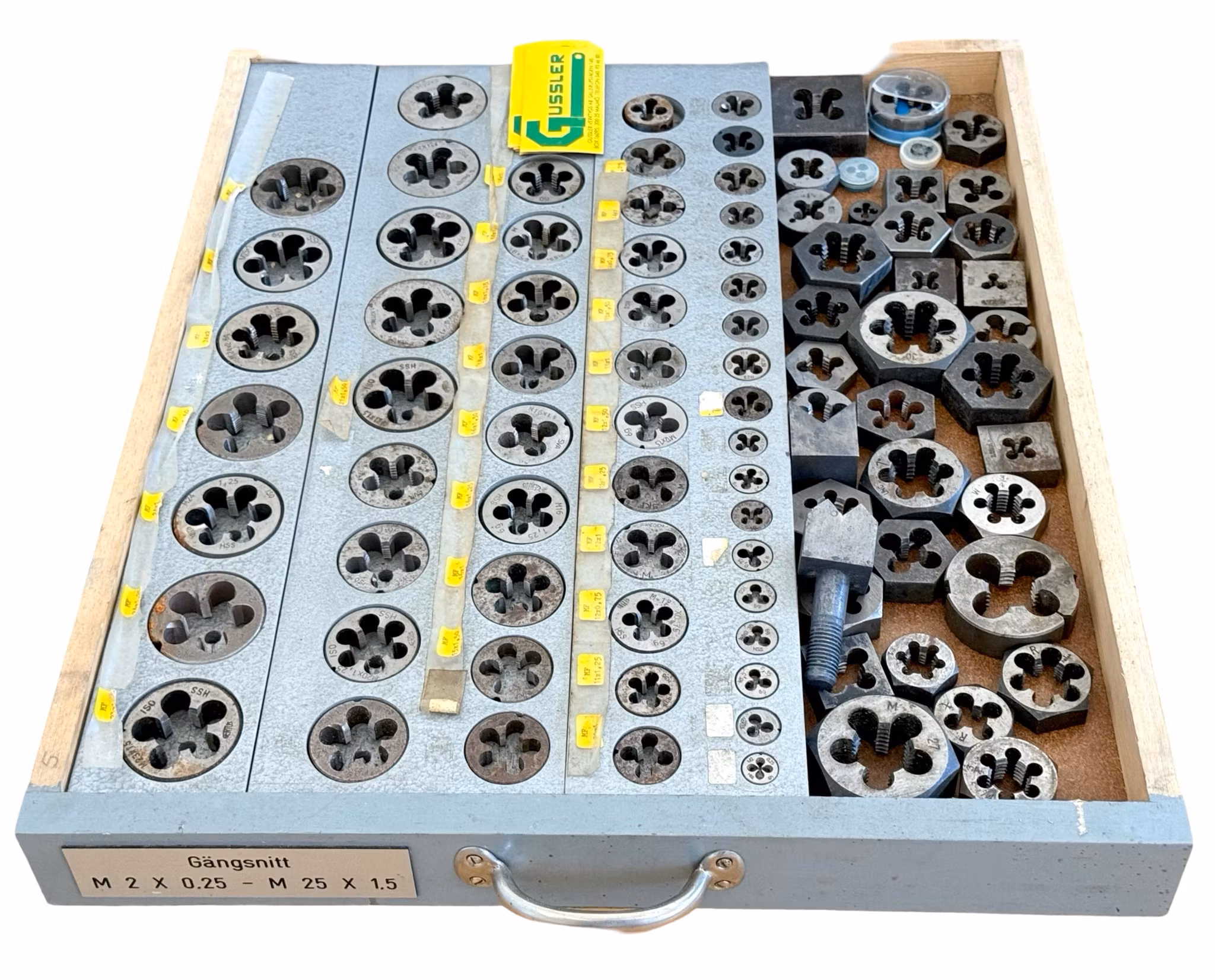 Ca 300 pièces, moyenne HSS, CEJ, SVA, SKF etc.