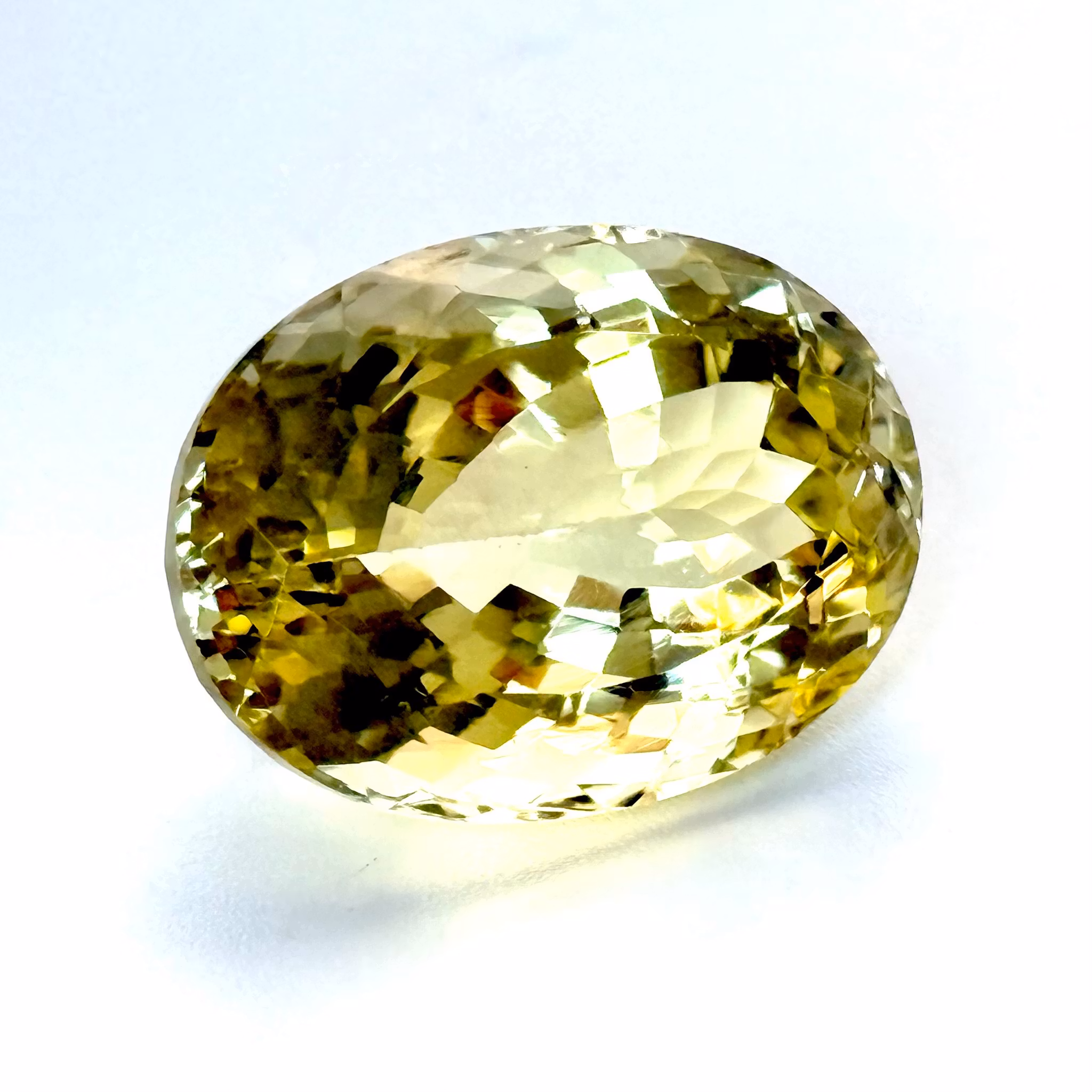 26.87 Karat naturlig obehandlad Citrin med certifikat