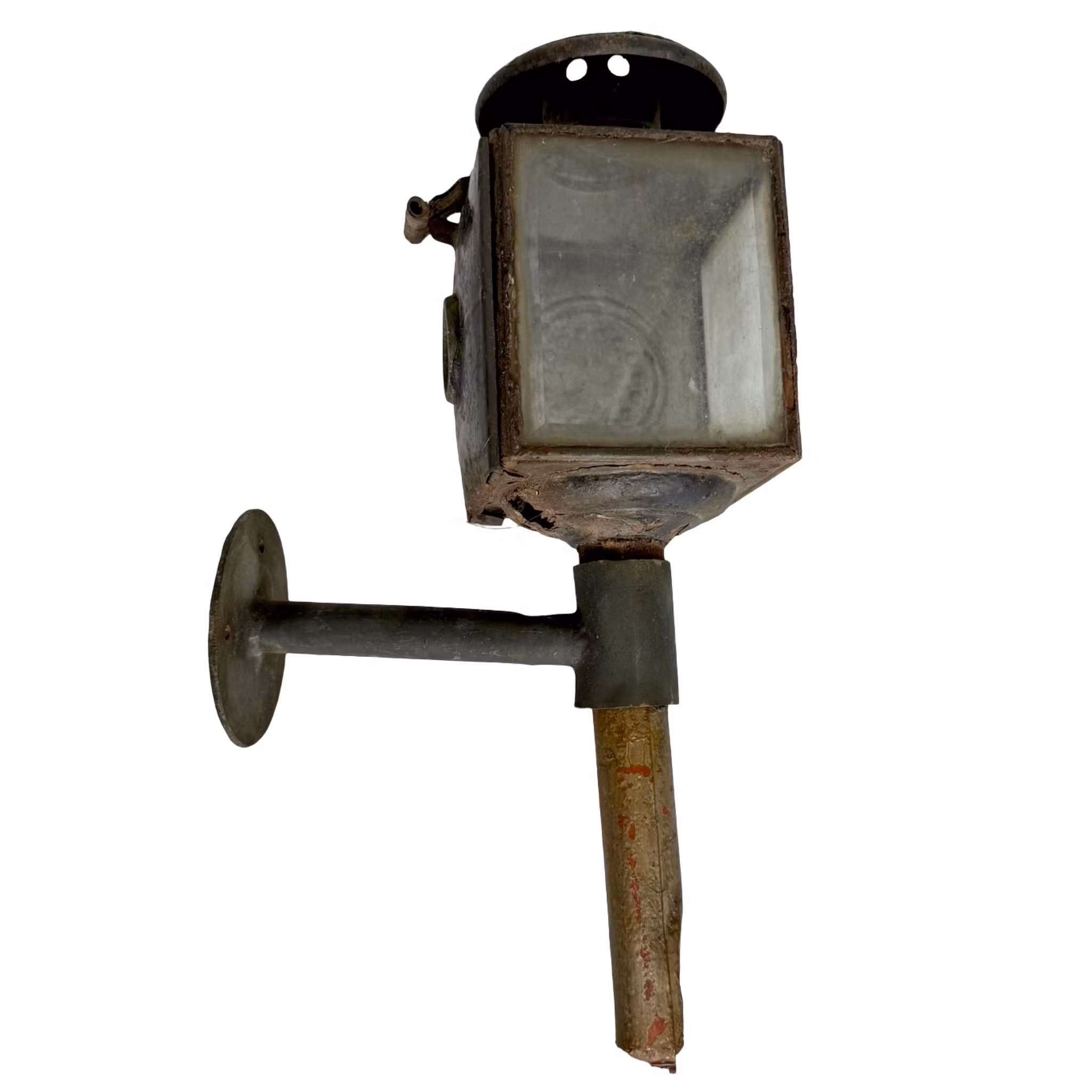 Oude koetslantaarn van ijzer en glas