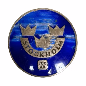 Stockholm 700 år äldre svensk brosch i Silver, tillverkad av CFC 1953