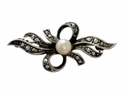 Broszka, Srebro z markazytami, Stempel HF