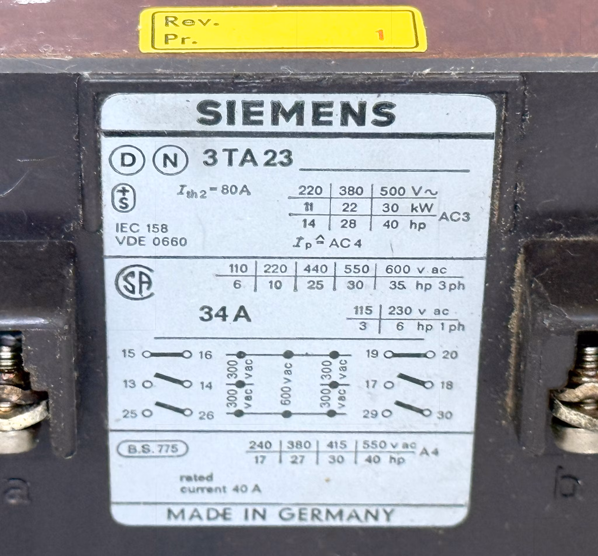 Siemens 3TA23 -kontaktori
