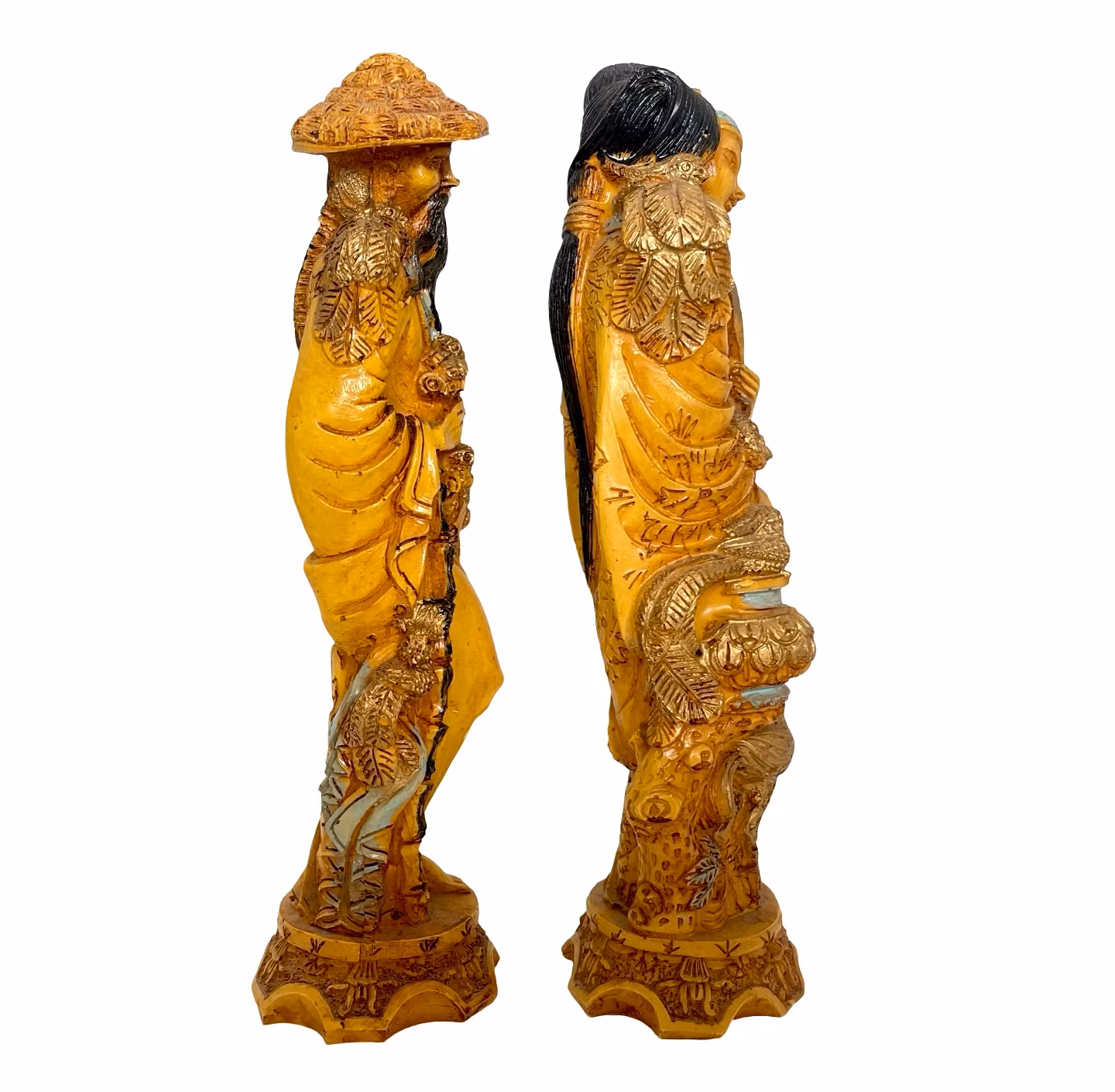 FIGUURTJES, een paar, kunstpulp, oosterse sculpturen