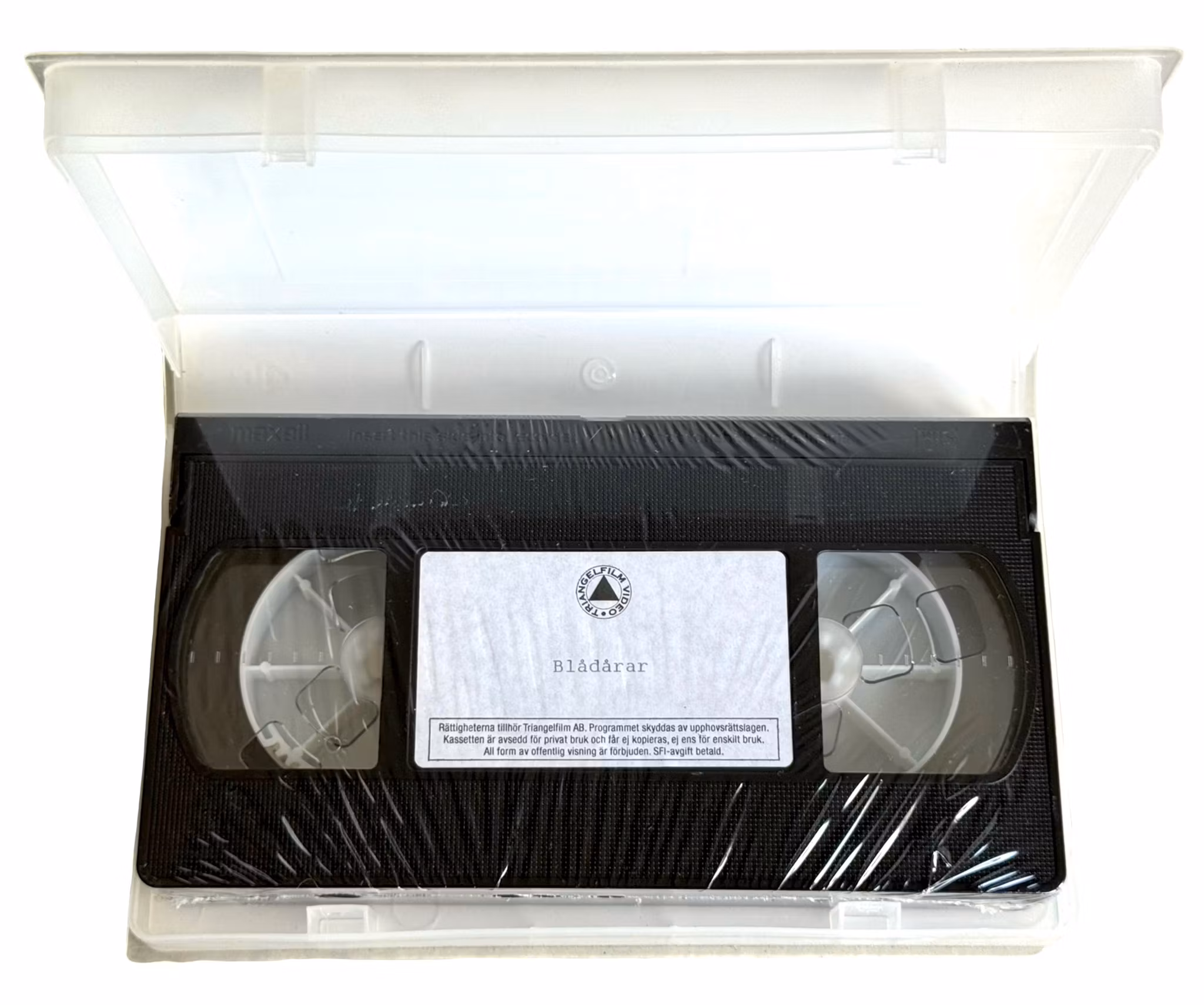 Blue Fools - rakkaudesta jalkapallojoukkueeseen, kääritty VHS-video