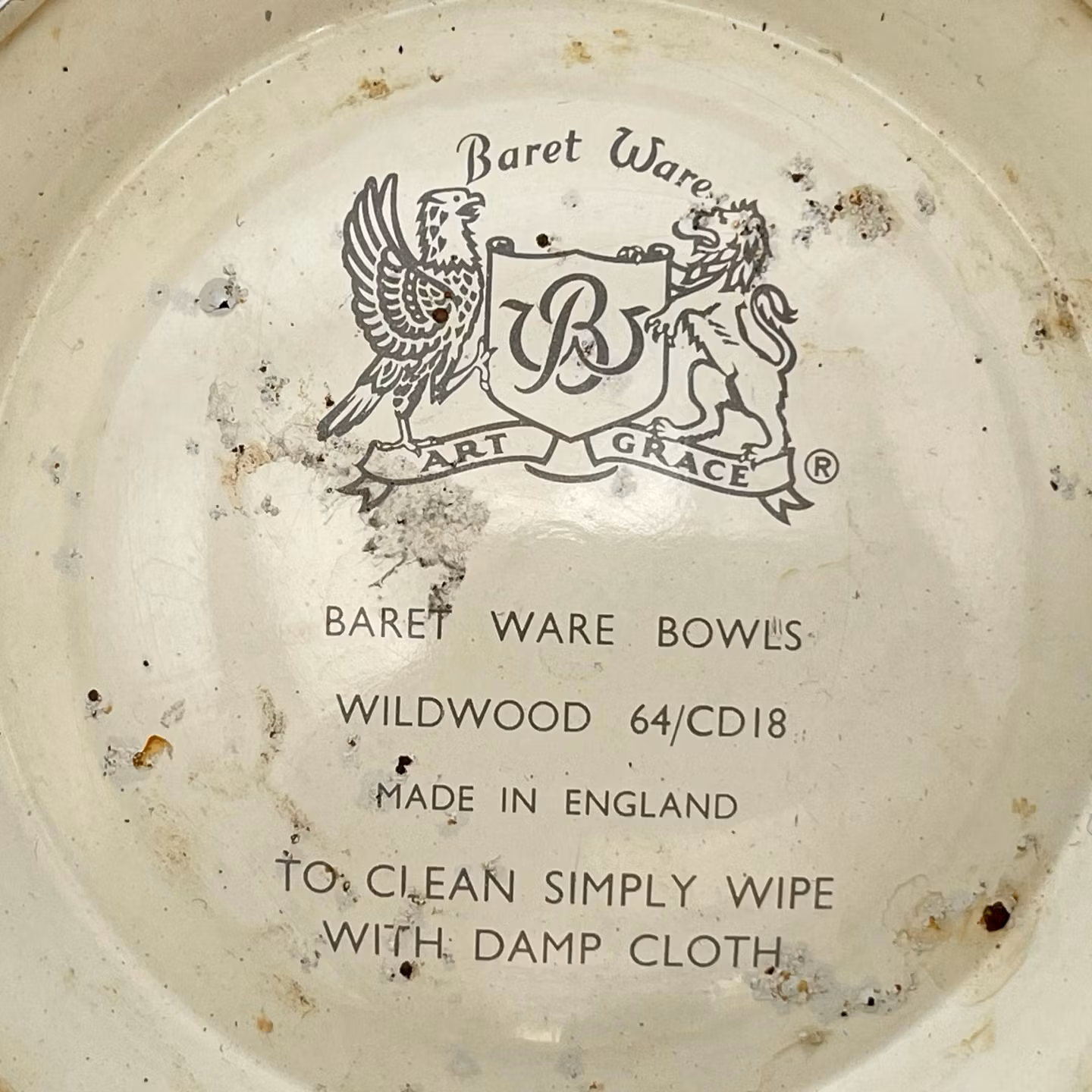 Baret Ware piedestalskål i metalplade, England
