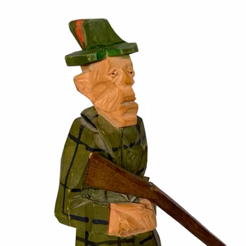 Gunnarsson träfigur, skulptur, Kung - Gustav V på älgjakt, snidat & målat trä, signerad, daterad -46