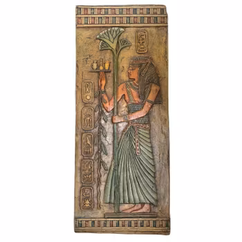 Väggrelief / Väggplakett föreställande en egyptisk Isis kunst, stengods