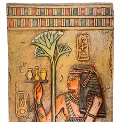 Wandreliëf / Wandplaat met afbeelding van een Egyptische Isis kunst, steengoed