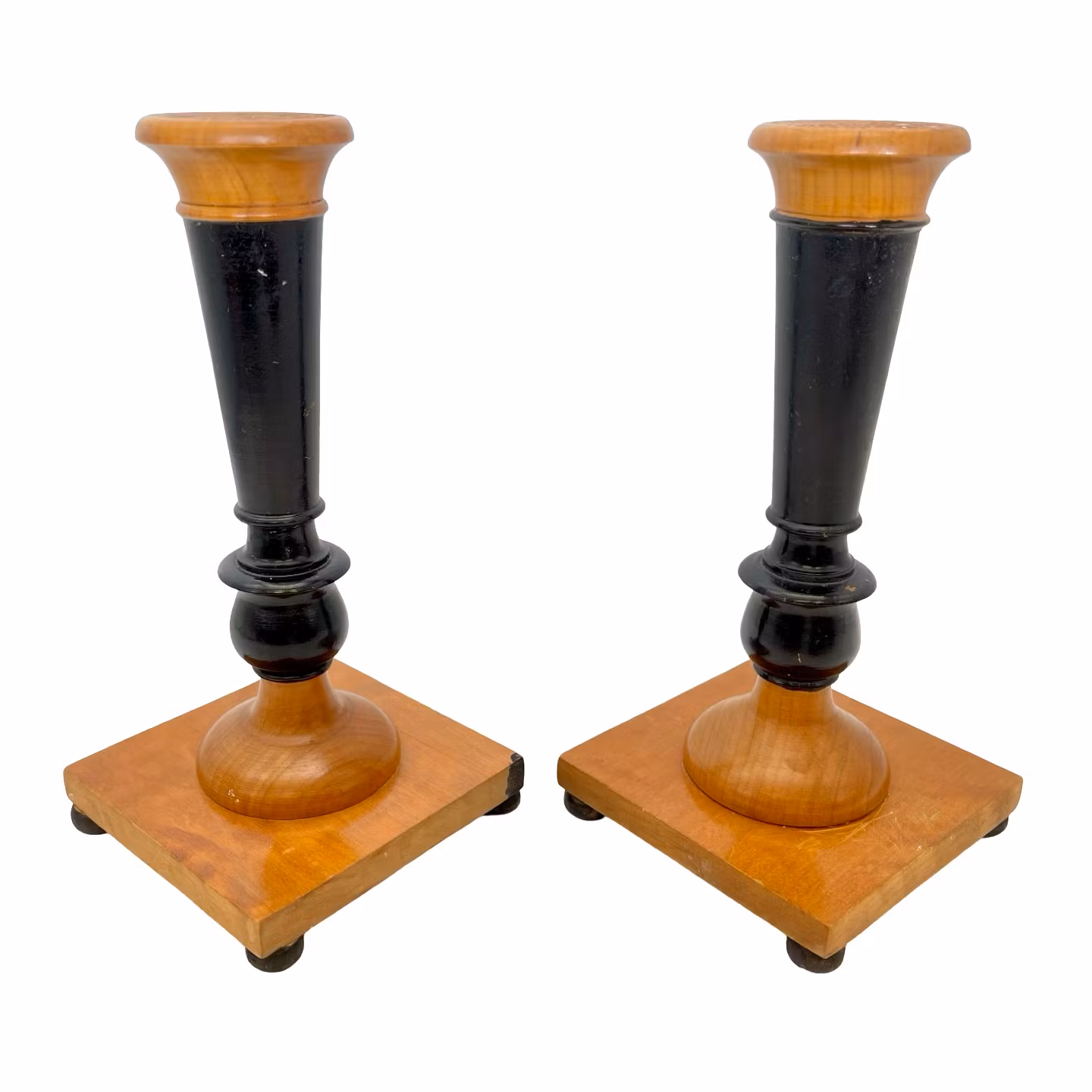 LJUSSTAKAR, ett par, Karl-Johan-stil, konstsvarvare, 30-tal