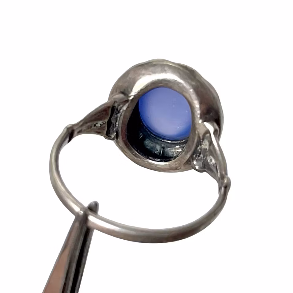Vintage ALTON sølvring med cachonslebet blå chalcedon