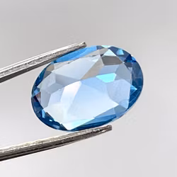 6.40 Karat naturlig obehandlad blå Topas
