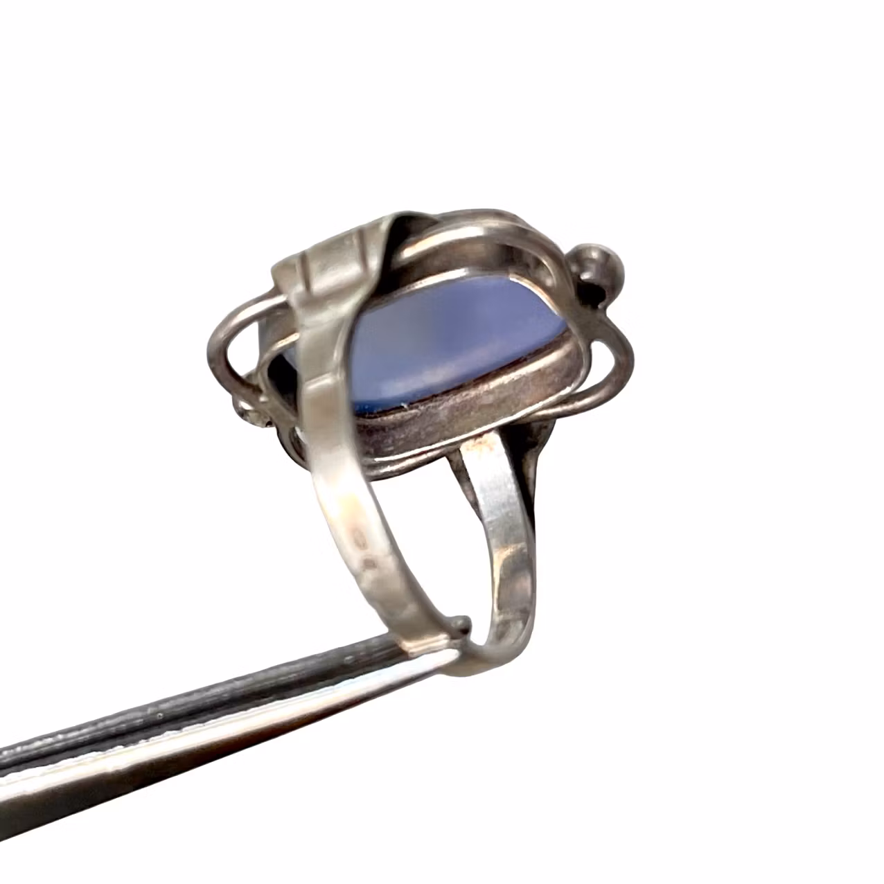 Vintage silver ring with blue chalcedony