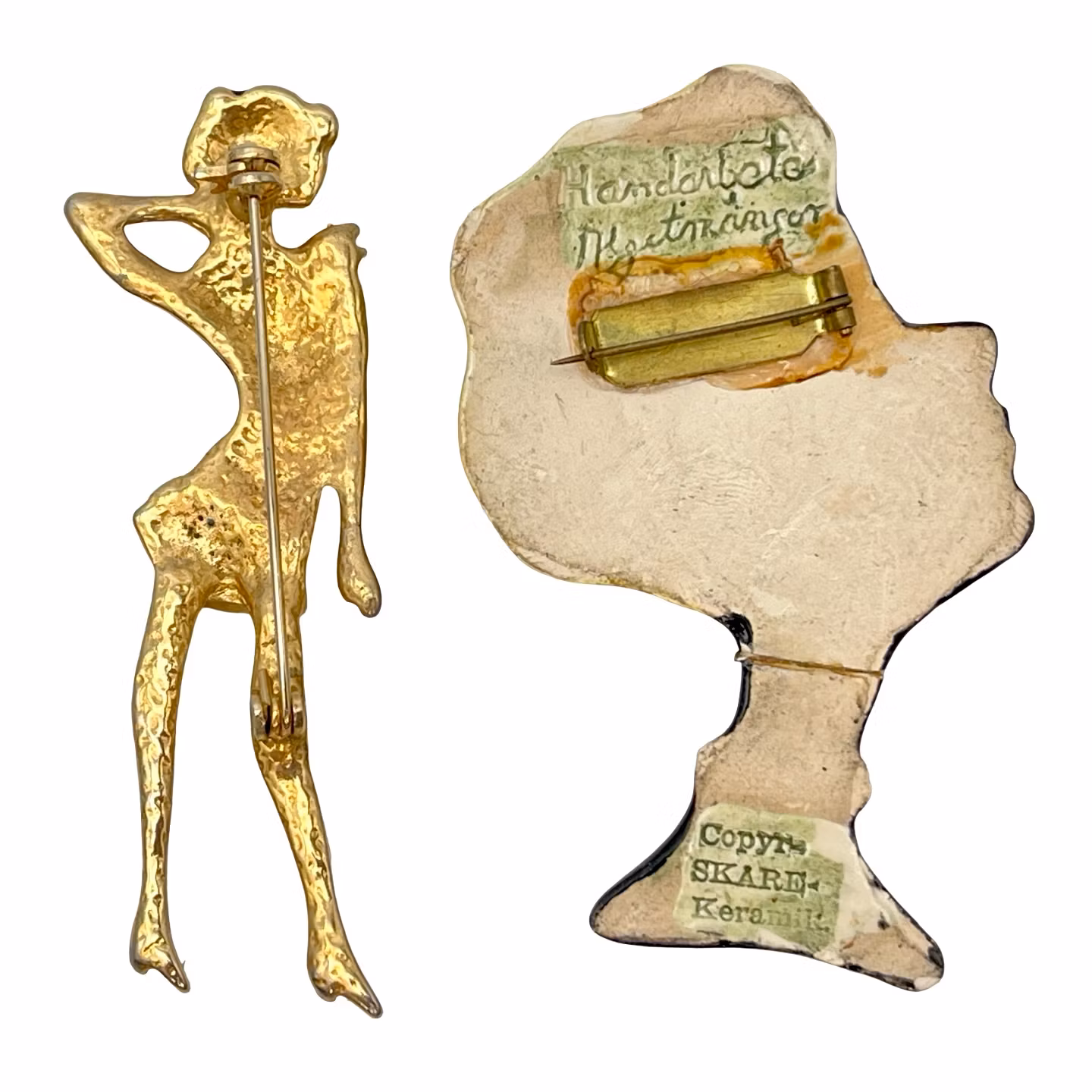 BROCHES, ALGOT MÅNSON, Copyr Skåre ceramic with gilded metal brooch