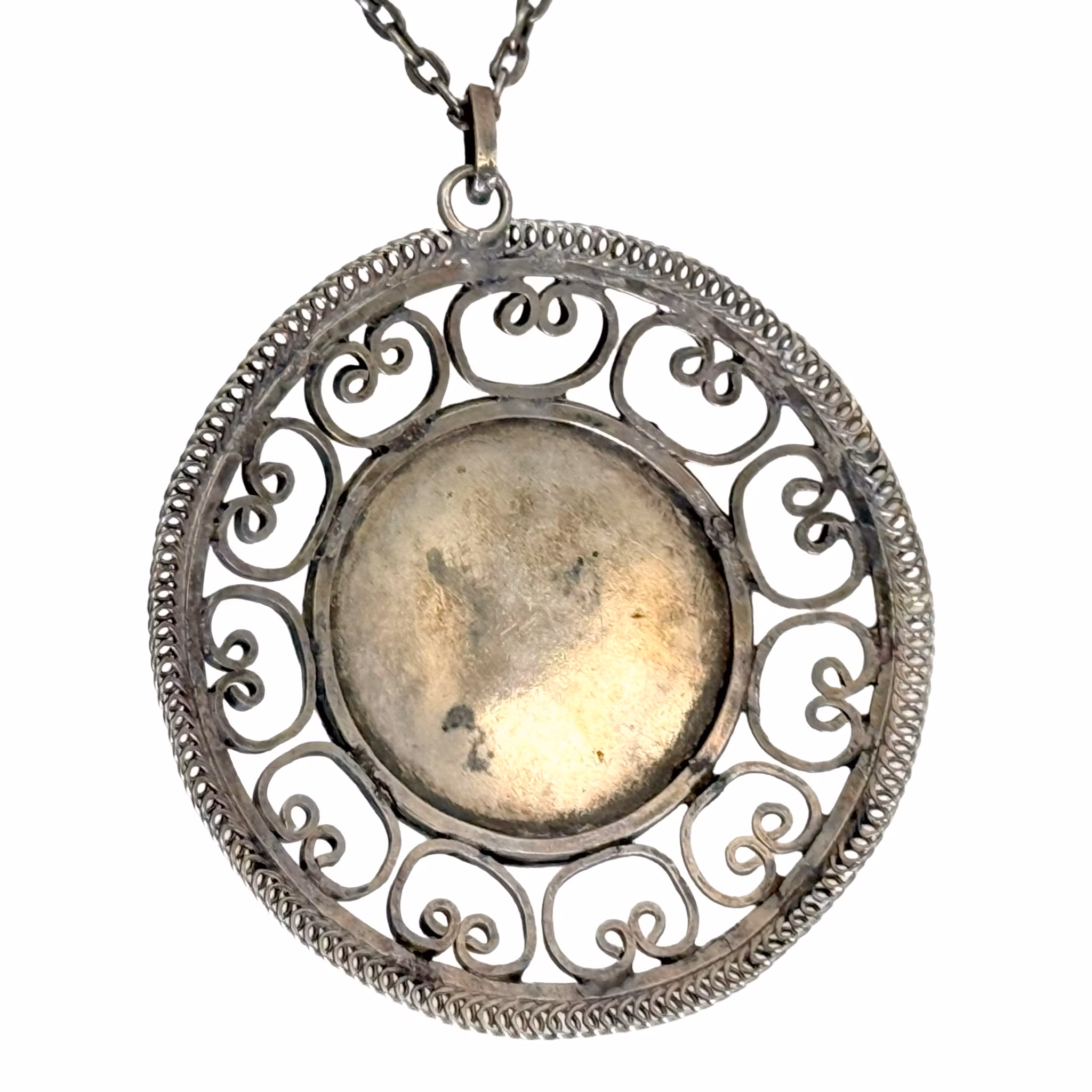 Srebrny naszyjnik vintage z zawieszką