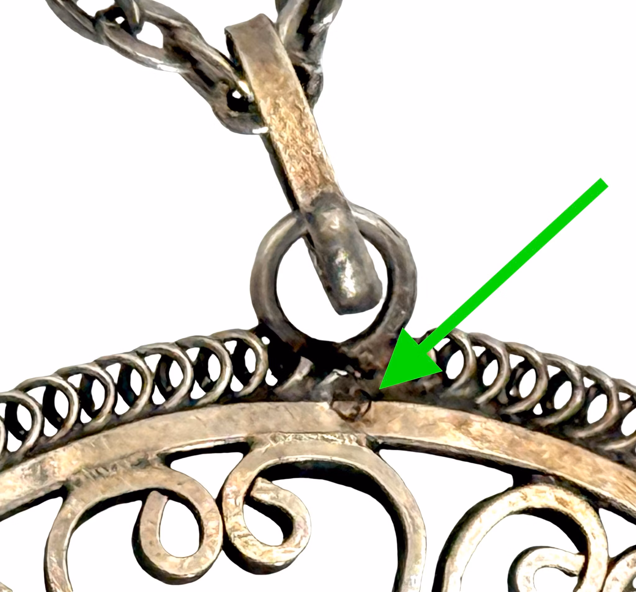 Srebrny naszyjnik vintage z zawieszką