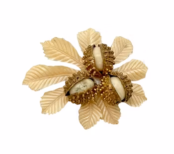 Vintage Fransk BROOCH nöt design, 30-tal