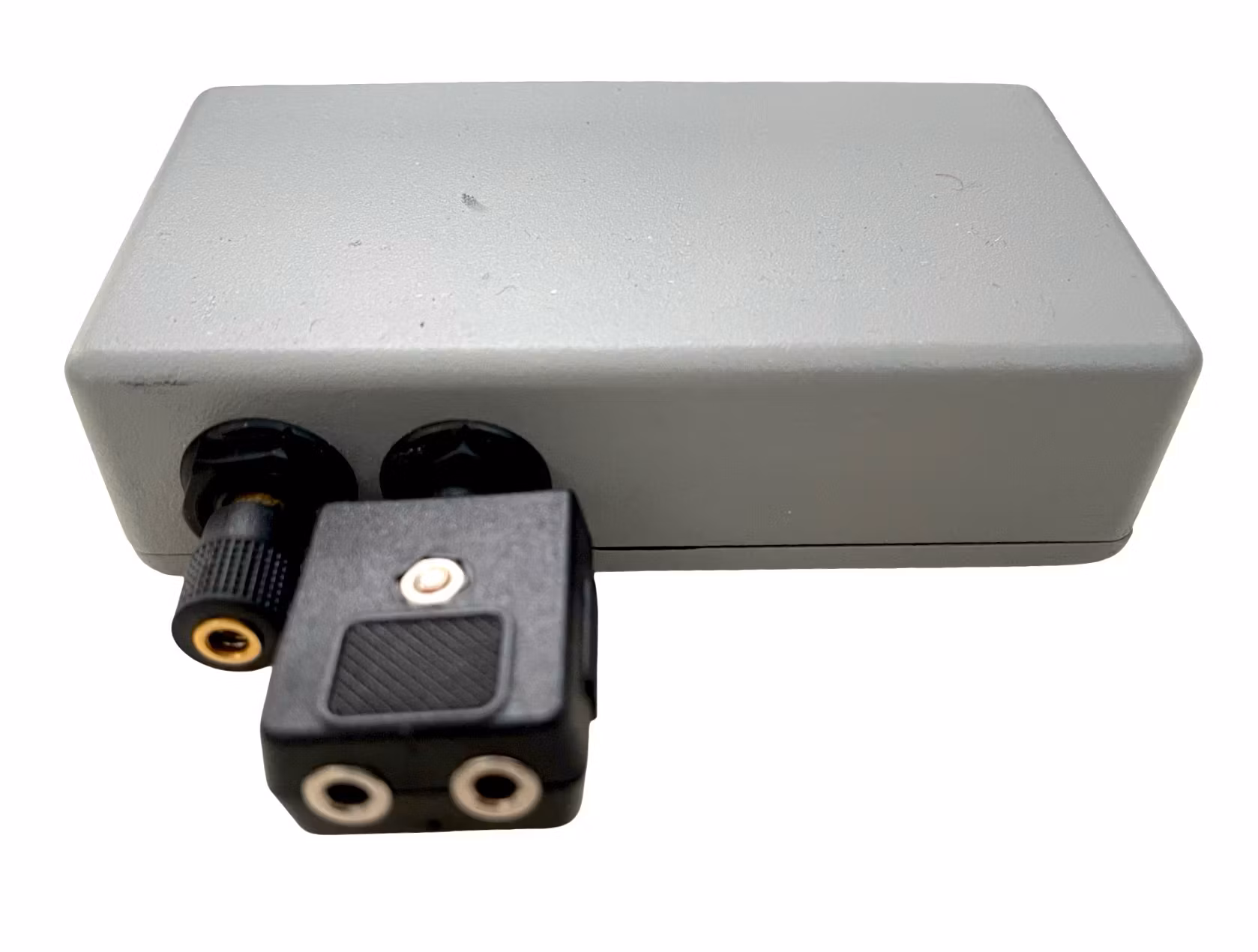 Roland Sustain- ja Boston-sustant-pedaalit jne.