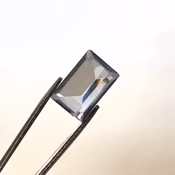 4,75 karat naturlig ubehandlet lyseblå topas