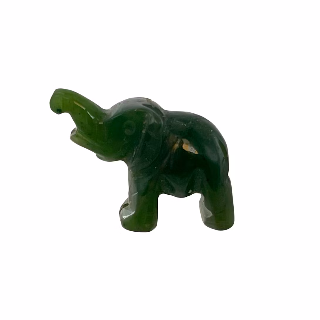 Jade i form av skuren elefant