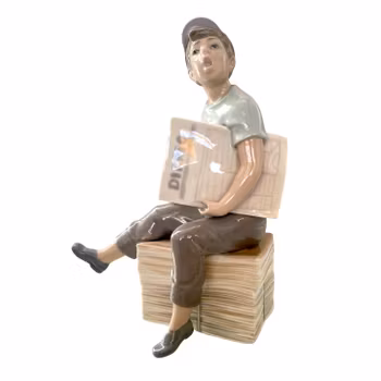 FIGURIN, Porslin, Nao, Lladro, Föreställande tidningspojke, Spanien