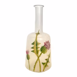 Art Nouveau kunstglas met bloemenmotief geëmailleerd decor