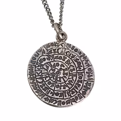 Ketting in zilver 835 met hanger in de vorm van een Phaistos-schijf