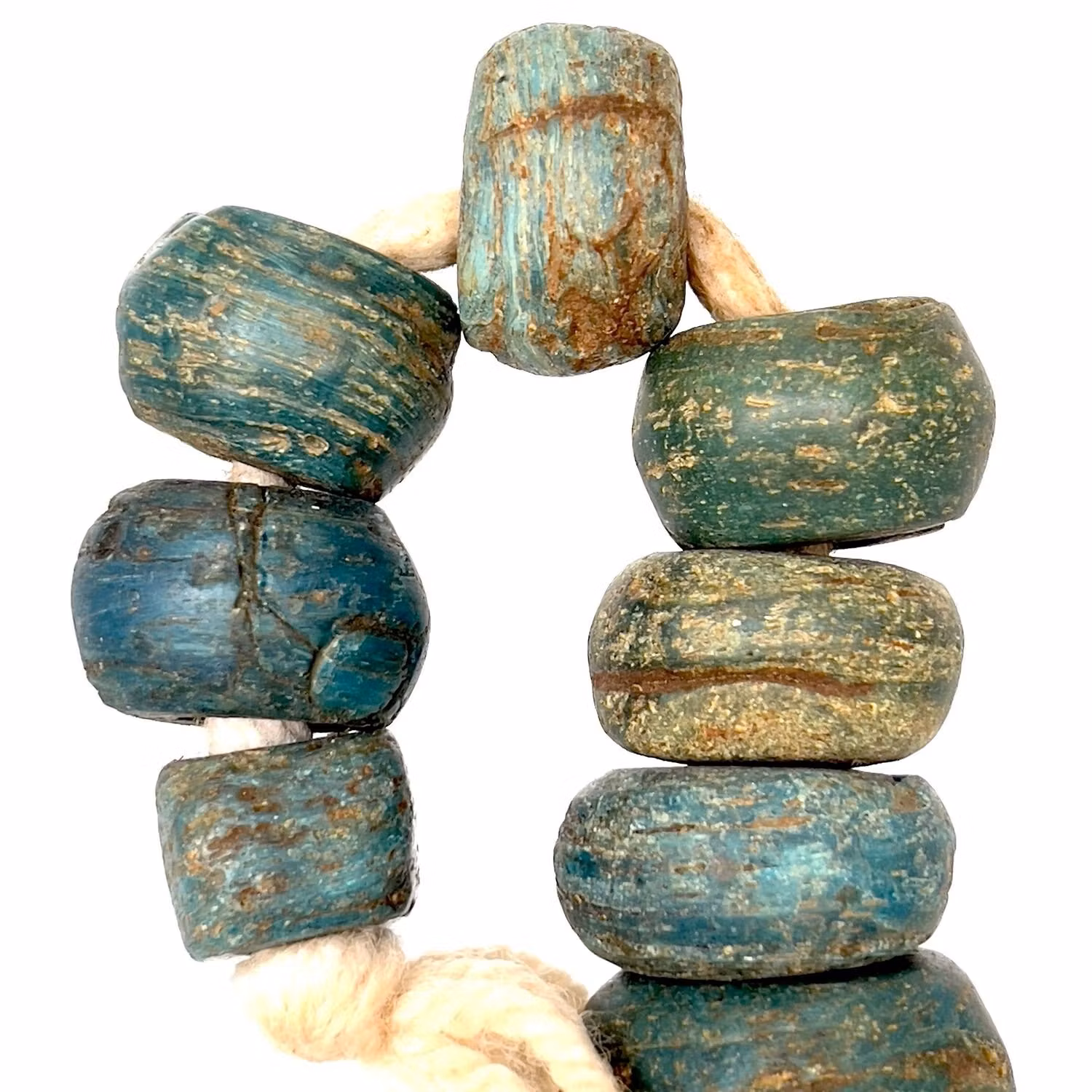 Antika Romerska Glaspärlor – Kungatiden (Romulus 753–509 f.Kr.)