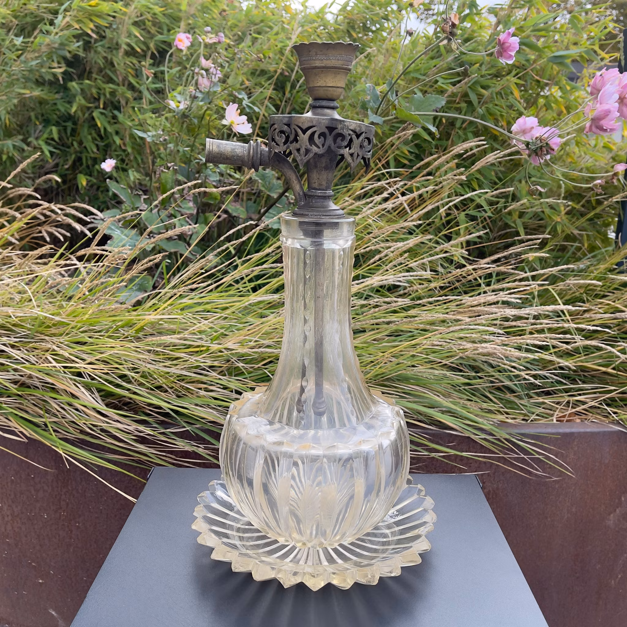 Osmansk Vattenpipa/Nargilé i Bohemiskt glas och silver pläterad mässing, ca 1890-talet