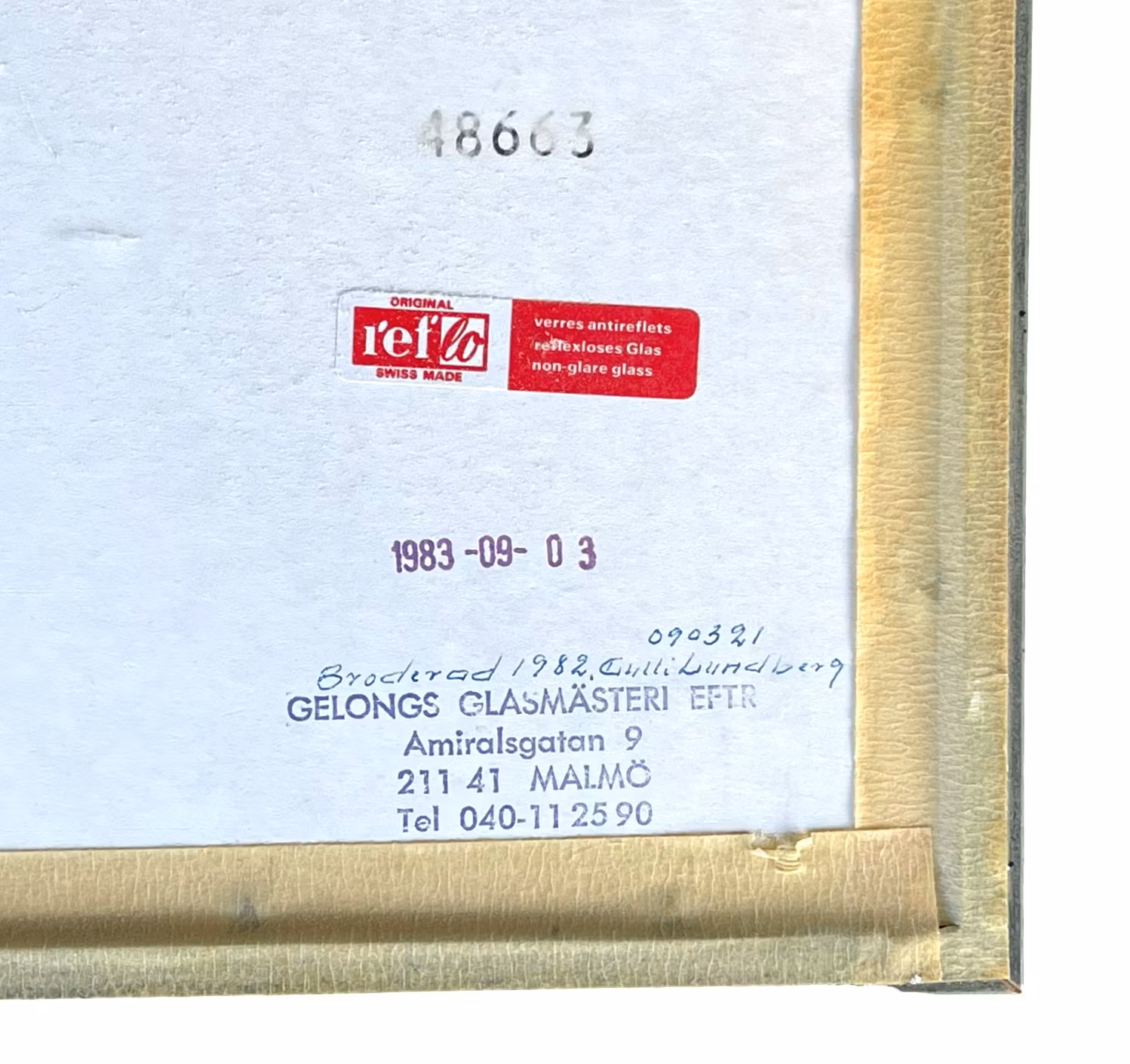 Gulli Lundberg, 2 kirjailtua lintuaiheista maalausta - Suunnittelija: Clara Waever, signeerattu