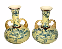 Par de jarrones chinos antiguos de porcelana mayólica, pintados a mano al estilo Ming, siglo XIX