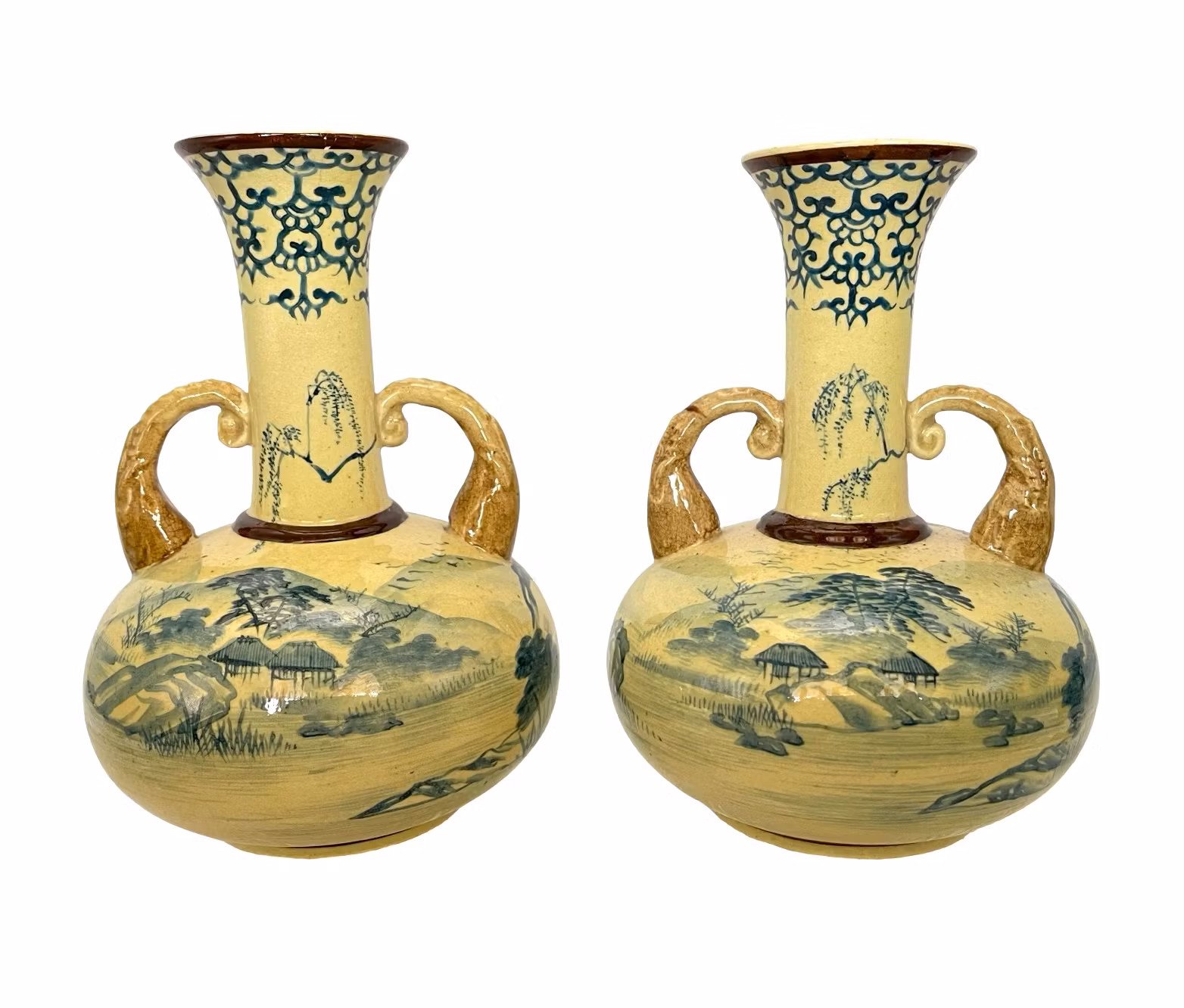 Par Antika Kinesiska Vaser – Majolika Porslin – Handmålade i Ming Stil – 1800-tal