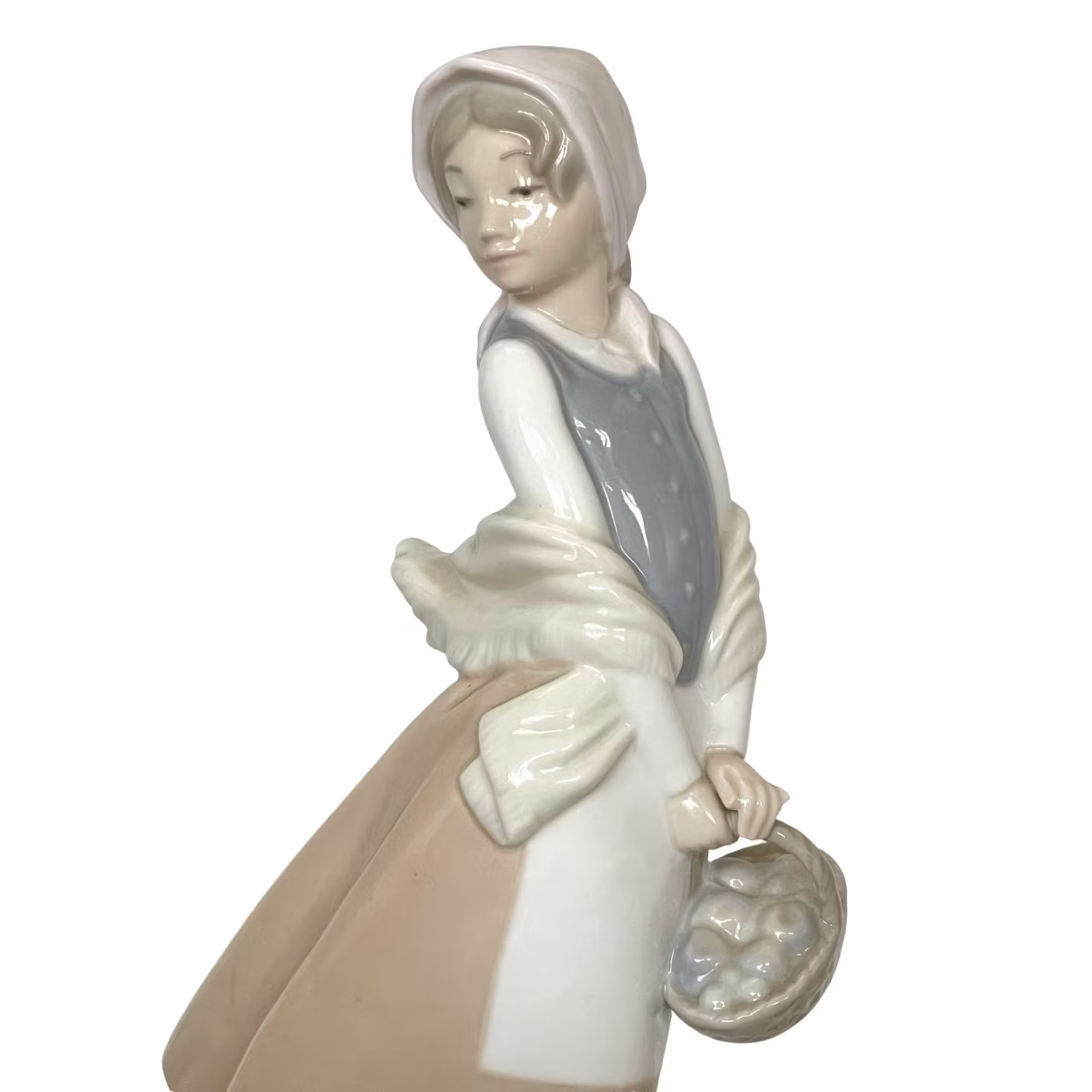 Nao by Lladro – Flicka med korg, porslin figurin, Spanien