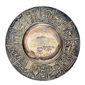 Dekorativ minnestallrik - Sverige kulturarv reliefmotiv med Kungliga slottet