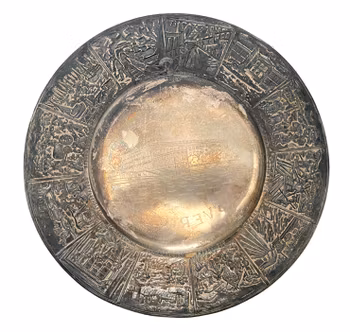 Dekorativ minnestallrik - Sverige kulturarv reliefmotiv med Kungliga slottet