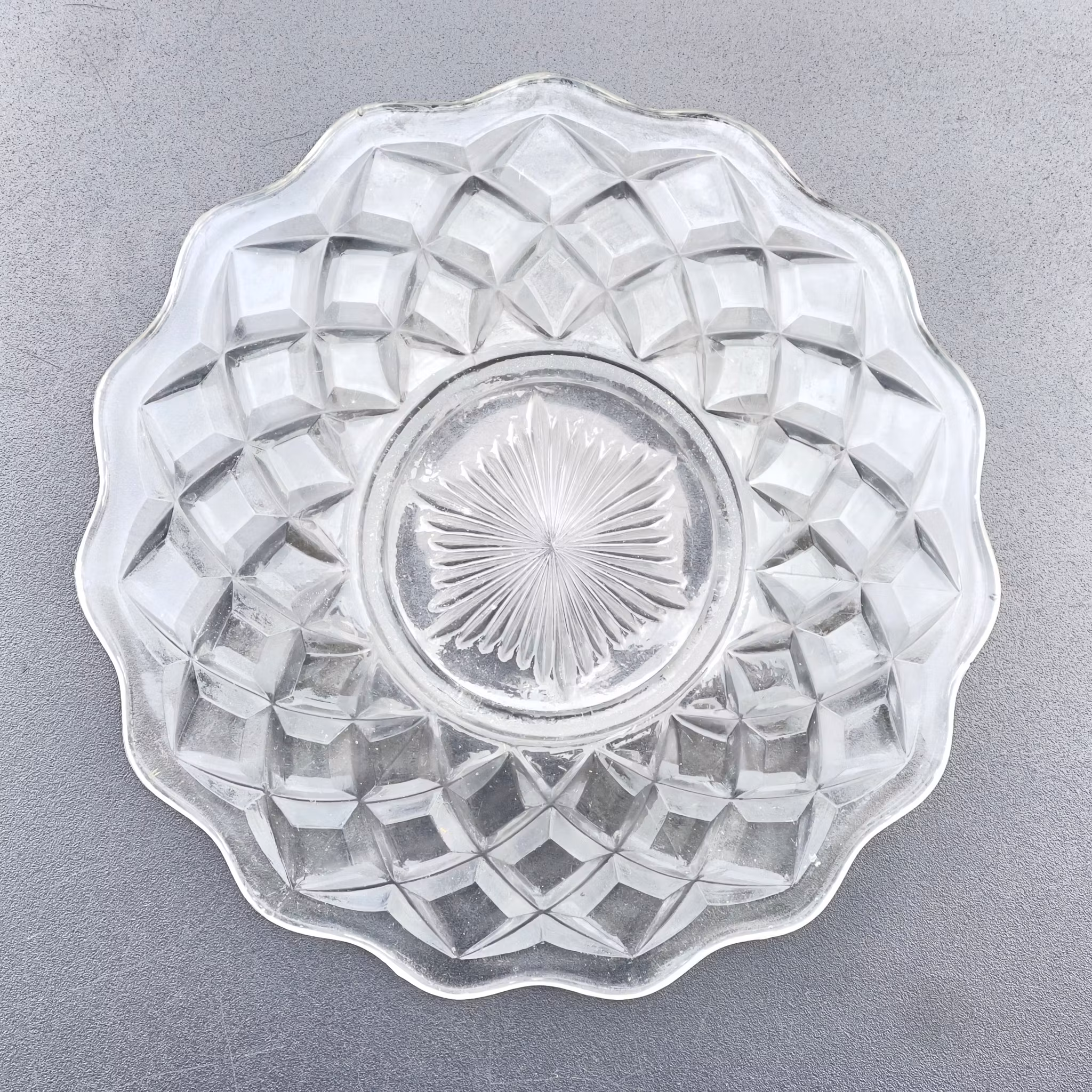 6 szt. szkła prasowanego, przezroczystego - styl Art Deco, lata 30. XX wieku