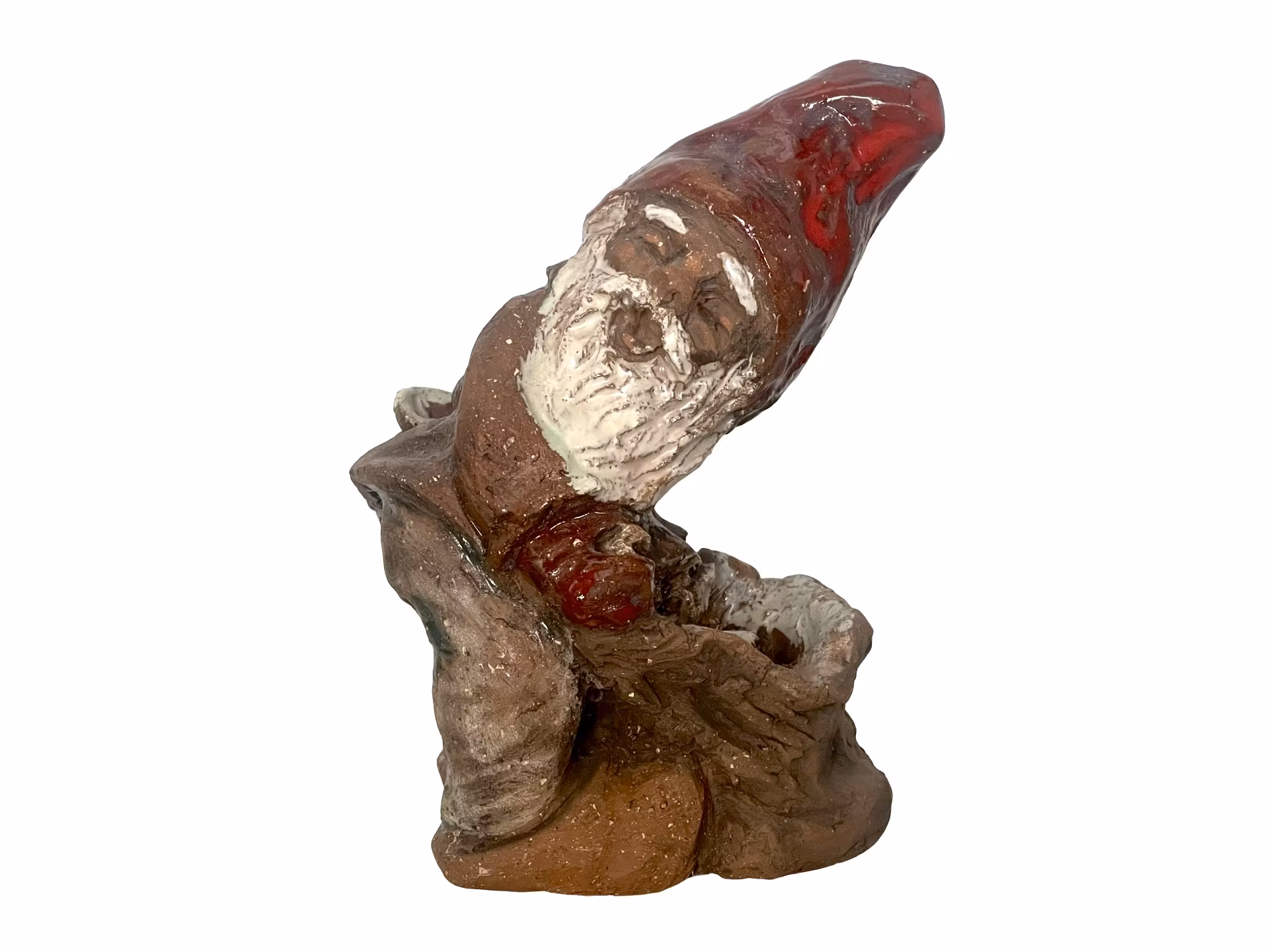 Handgjord tomte i lergods - Rustik konstnärlig skulptur med röd glaserad luva, Signerad