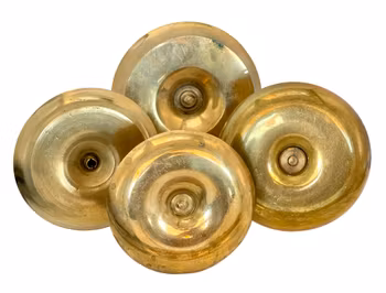 4 Antika mässingsljusstakar - Skruv / justerbara