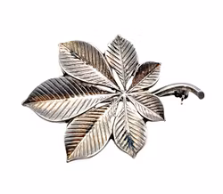Broche vintage de plata de Gustaf Dahlgren con diseño de hojas, Suecia
