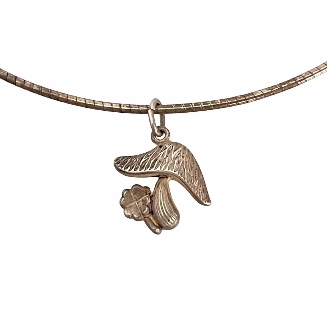 Halsband i äkta silver med svamp och blomma hänge