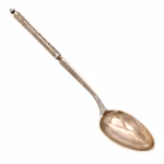 Antik dansk silversked med fyrkantigt, dekorerat skaft