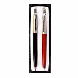 Två Parker kulspetspennor i originalask - svart & röd