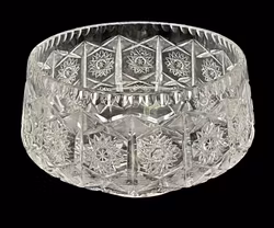 Duża, ręcznie cięta kryształowa misa – ciężka, ekskluzywna i bogato zdobiona